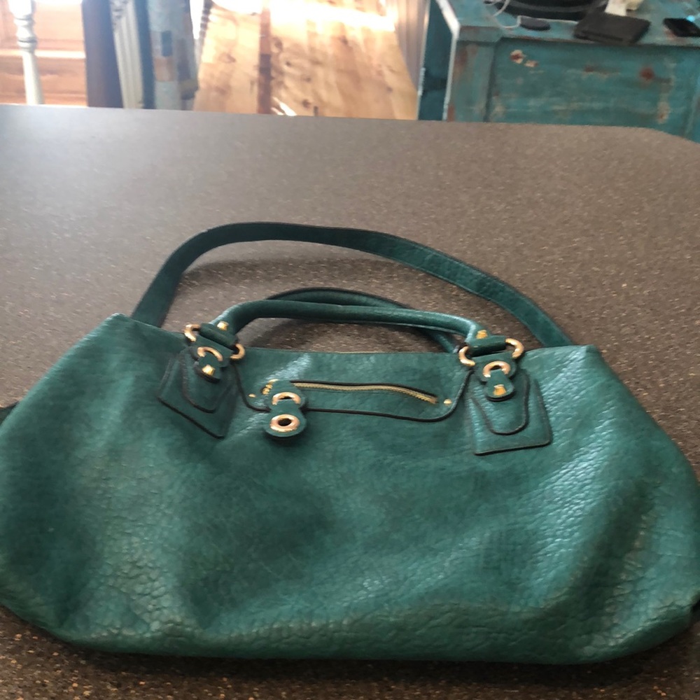 Jessica Simpson purse